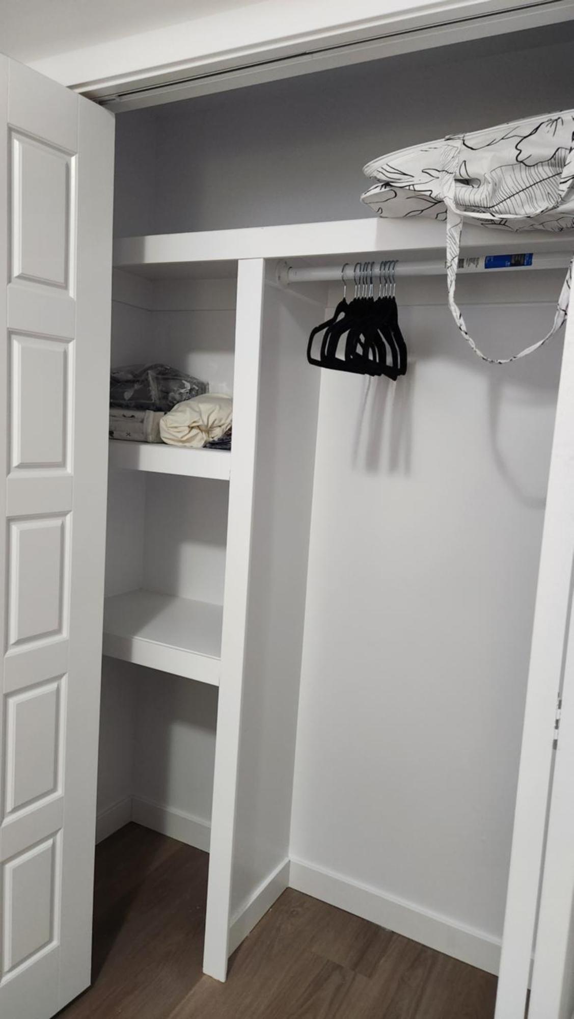 Modern 2 Bedroom Basement Suite At West 埃德蒙顿 外观 照片
